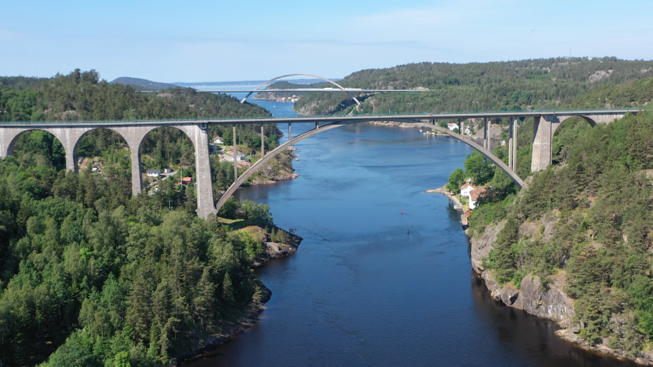 Protests stop construction projects at Swedish-Norwegian fjord